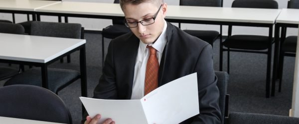 Wir überprüfen Ihren Aufhebungsvertrag und Ihre Abfindung.